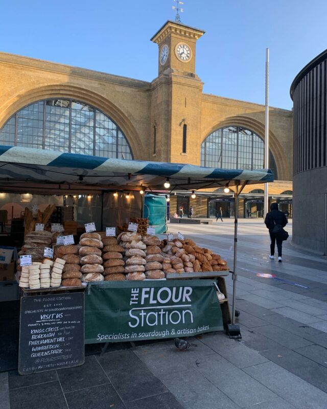 Perfect day for a market. 
Our market in King’s Cross square is open until 7pm. 
Come by and try our Easter Hot Cross Buns. 
@realfoodfest 
#easter #hotcrossbuns #easterbunny #kingscross #london #londonbakery
